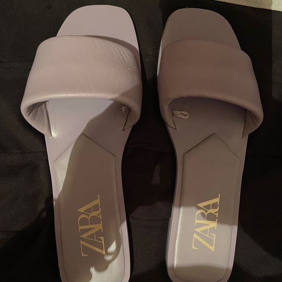 Brand new lavender slides without tags.
